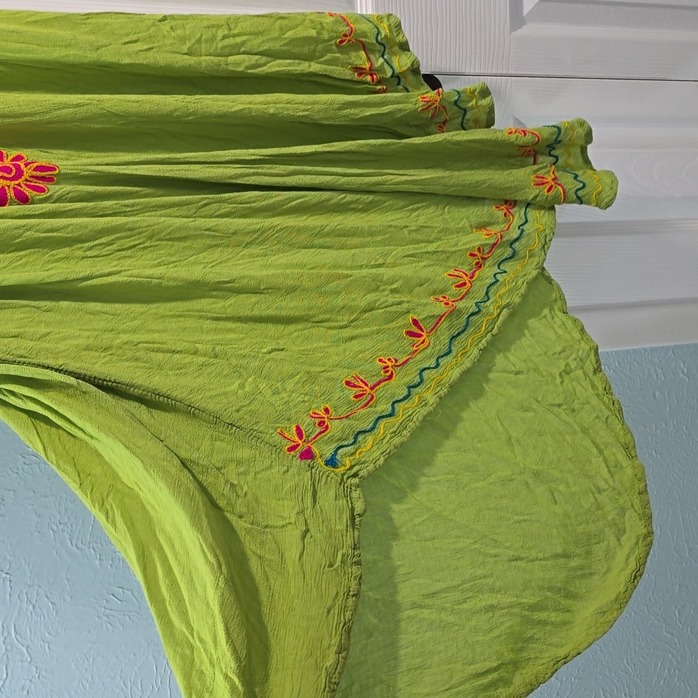 Piel Green Sleeveless Dress with Floral Embroidery - Picture 6 of 13